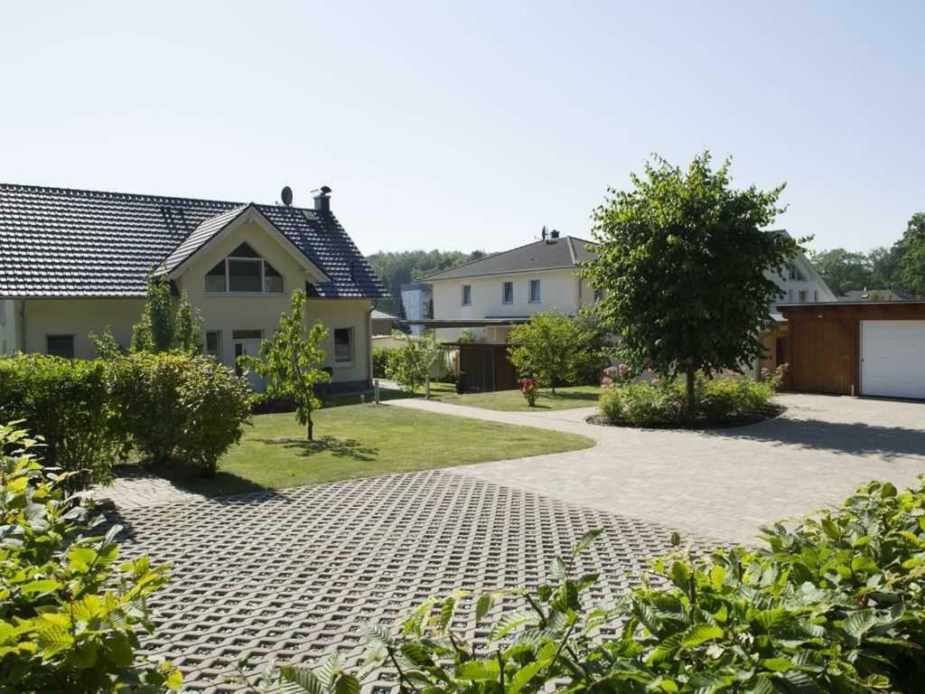Ferienwohnung Am Waldesrand Sellin  المظهر الخارجي الصورة